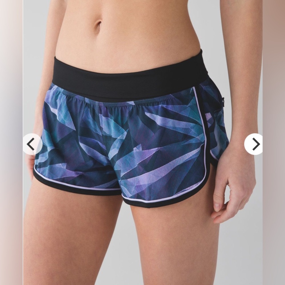 Lululemon Drop It Low Short
Pretty Prism Multi / Black / Lilac